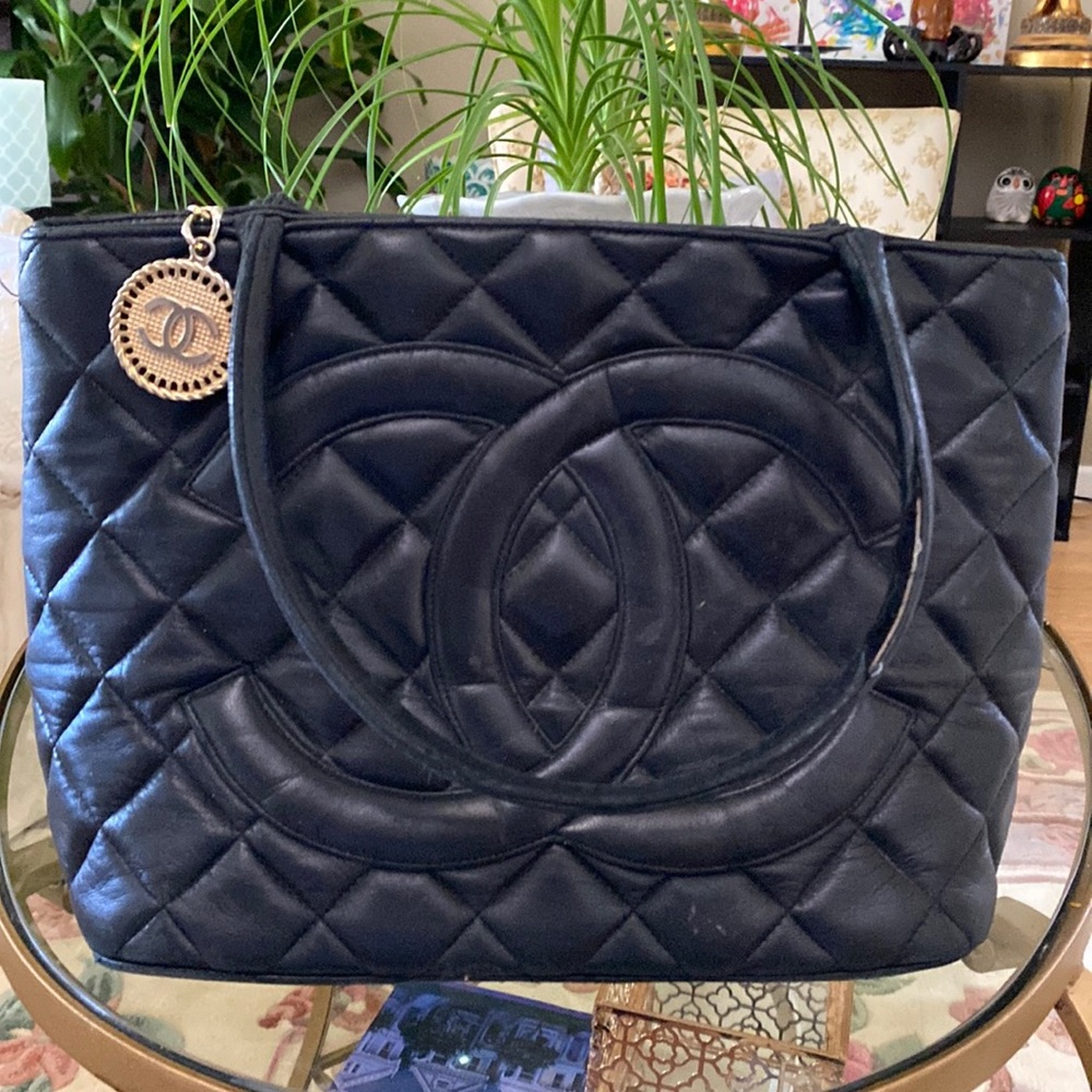Chanel black purse Willing to trade for Goyard tote